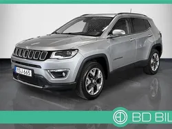 Grå Begagnad 2017 Jeep Compass SUV | 179 900 kr (Marknadspris)