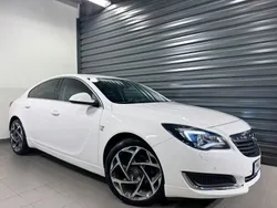 Vit Begagnad 2015 Opel Insignia OPC Halvkombi | 139 900 kr (Dyr)