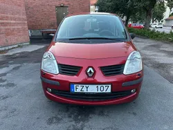 Röd Begagnad 2008 Renault Modus Minibuss | 28 900 kr