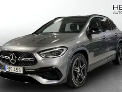 Mörkgrå (grey) Begagnad 2020 Mercedes GLA200 SUV | 349 900 kr (Marknadspris)