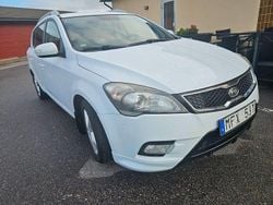 Vit Begagnad 2011 Kia Ceed Sportswagon Kombi | 42 500 kr (Marknadspris)