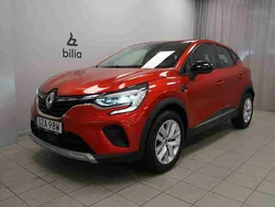 Röd Begagnad 2020 Renault Captur Zen SUV | 159 900 kr (Marknadspris)