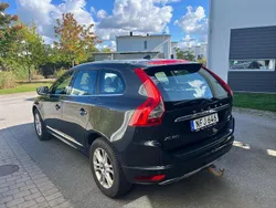 Grå Begagnad 2016 Volvo XC60 Summum SUV | 165 000 kr (Bra pris)