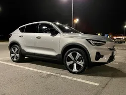 Silver Begagnad 2023 Volvo C40 SUV | 389 000 kr