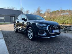 Svart Begagnad 2019 Audi Q3 Advanced SUV | 230 000 kr (Marknadspris)
