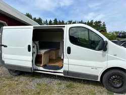 Vit Begagnad 2009 Nissan Primastar Minibuss | 40 000 kr (Dyr)