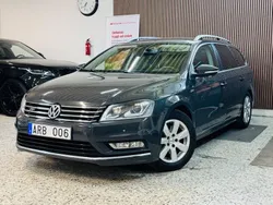 Mörkgrå (grå) Begagnad 2013 VW Passat GT Kombi | 94 900 kr (Marknadspris)