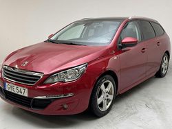 Ljusröd Begagnad 2016 Peugeot 308 SW Kombi | 95 000 kr