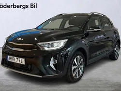 Svart Begagnad 2021 Kia Stonic Advance SUV | 194 900 kr (Marknadspris)