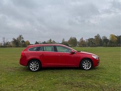 Röd Begagnad 2012 Volvo V60 Kombi | 50 000 kr (Lite dyr)