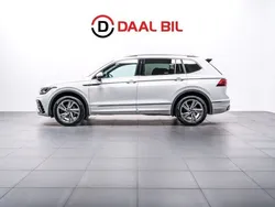 Vit Begagnad 2021 VW Tiguan Allspace R-line SUV | 329 700 kr (Marknadspris)