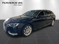 Brilliantsvart Begagnad 2024 Audi A4 Advanced Kombi | 399 900 kr (Marknadspris)
