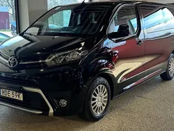 Svart Begagnad 2020 Toyota Proace Verso Kombi | 319 900 kr (Marknadspris)
