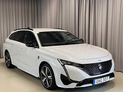 Flerfärgad (vit) Begagnad 2024 Peugeot 308 GT Kombi | 269 900 kr (Marknadspris)