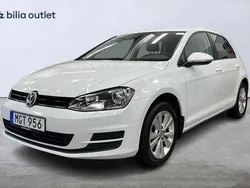 Vit Begagnad 2016 VW Golf VII Halvkombi | 129 900 kr (Marknadspris)
