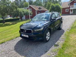 Svart Begagnad 2018 Volvo XC40 Kinetic SUV | 152 500 kr