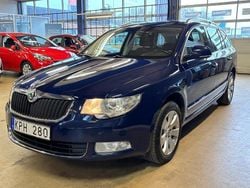 Blå Begagnad 2010 Skoda Superb Kombi | 79 000 kr (Lite dyr)
