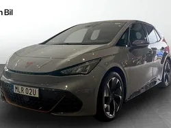 Ljusgrå (vapor grey) Begagnad 2022 Cupra Born Halvkombi | 269 900 kr (Marknadspris)