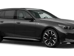 Grå Ny 2025 BMW 550e Comfort Edition Kombi | 1 092 200 kr (Lite dyr)
