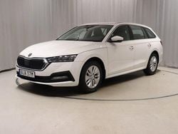 Vit Begagnad 2023 Skoda Octavia G-TEC Kombi | 269 900 kr (Marknadspris)