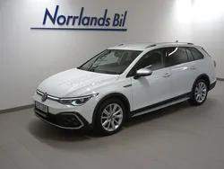 Vit (pure white) Begagnad 2022 VW Golf Alltrack Kombi | 259 900 kr (Marknadspris)