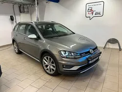 Grå Begagnad 2016 VW Golf Alltrack Kombi | 157 900 kr (Marknadspris)