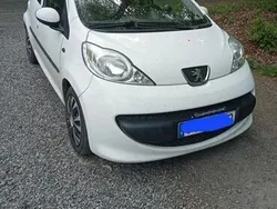 Vit Begagnad 2008 Peugeot 107 Halvkombi | 18 500 kr (Lite dyr)