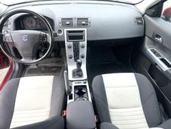 Röd Begagnad 2011 Volvo C30 Momentum Halvkombi | 52 000 kr (Bra pris)