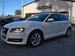 Vit Begagnad 2010 Audi A3 Sportback Attraction Halvkombi | 59 900 kr (Lite dyr)