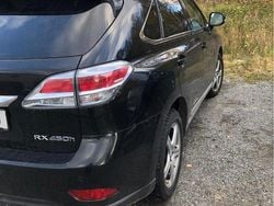 Svart Begagnad 2015 Lexus RX450h SUV | 180 000 kr