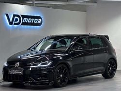 Svart Begagnad 2019 VW Golf VIII R Halvkombi | 349 700 kr (Marknadspris)