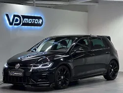 Svart Begagnad 2019 VW Golf VIII R Halvkombi | 349 700 kr (Marknadspris)