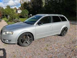 Röd Begagnad 2006 Audi A4 Comfort Kombi | 42 000 kr (Dyr)