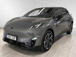 Begagnad 2025 Lynk & Co 02 Halvkombi | 389 900 kr