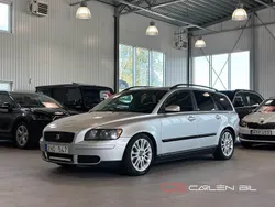 Ljusgrå Begagnad 2005 Volvo V50 Kombi | 24 900 kr (Marknadspris)