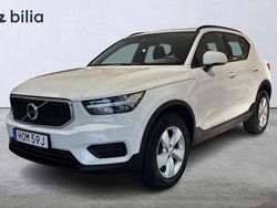 Vit Begagnad 2021 Volvo XC40 Momentum SUV | 269 900 kr (Marknadspris)