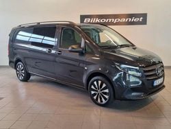 Mörkgrå (grå) Ny 2025 Mercedes Vito Minibuss | 748 750 kr (Marknadspris)