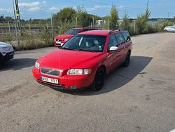 Röd Begagnad 2005 Volvo V70 Kinetic Kombi | 19 900 kr (Bra pris)