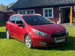Röd Begagnad 2013 Kia Ceed Sportswagon Comfort Kombi | 55 000 kr (Marknadspris)