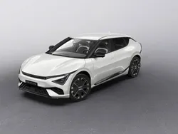 Vit Ny 2025 Kia EV6 GT-Line SUV | 710 400 kr (Lite dyr)