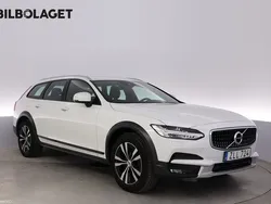 Vit Begagnad 2019 Volvo V90 CC SE Kombi | 239 800 kr (Marknadspris)