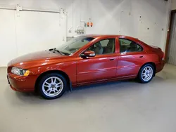 Röd Begagnad 2009 Volvo S60 Sedan | 65 000 kr (Lite dyr)