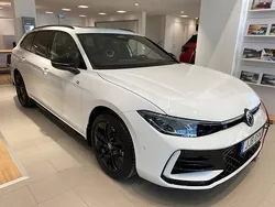 Ny 2025 VW Passat R-line | 565 100 kr (Bra pris)