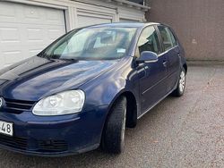 Begagnad 2009 VW Golf VI Halvkombi | 28 000 kr (Marknadspris)