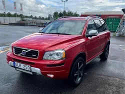 Röd Begagnad 2013 Volvo XC90 R-Design SUV | 95 000 kr (Superpris)