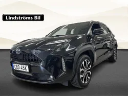 Svart Begagnad 2021 Toyota Yaris Cross Active SUV | 279 000 kr (Marknadspris)