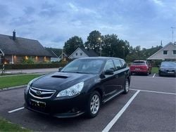 Svart Begagnad 2011 Subaru Legacy Kombi | 35 000 kr (Dyr)