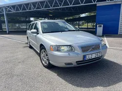 Silver Begagnad 2007 Volvo V70 Momentum Kombi | 29 900 kr (Bra pris)