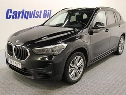 Svart Begagnad 2021 BMW X1 Sport Line SUV | 299 000 kr
