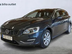 Grå Begagnad 2015 Volvo V60 Momentum Kombi | 129 900 kr (Marknadspris)